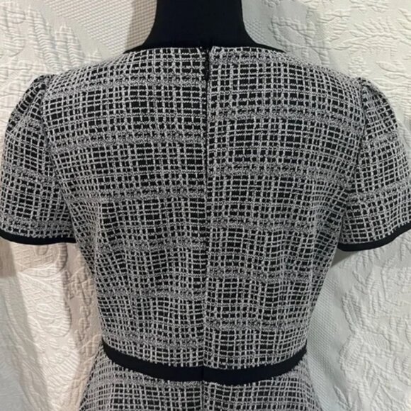 Karl Lagerfeld Jacquard Bow Neck Pearl Button Fit And Flare Dress, size 6 - Picture 9 of 16